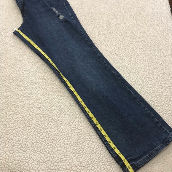 Cato Premium Stretch Distressed Denim Blue Jeans 
Size 13 / 14 P Large - Picture 12 of 15